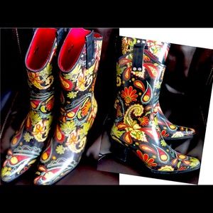 Super fun cowboy rain boots!